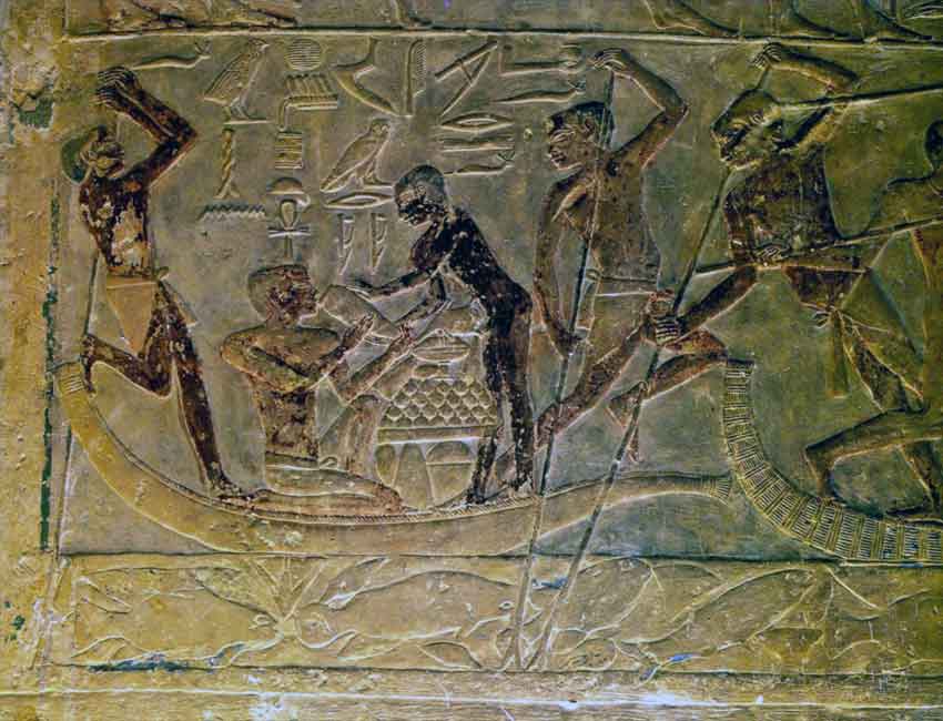2494-2345 годы до р.Х. Стела из гробницы правителя Птаха. Скульптор Нанкптах возвращается из экспедиции на ладье. 